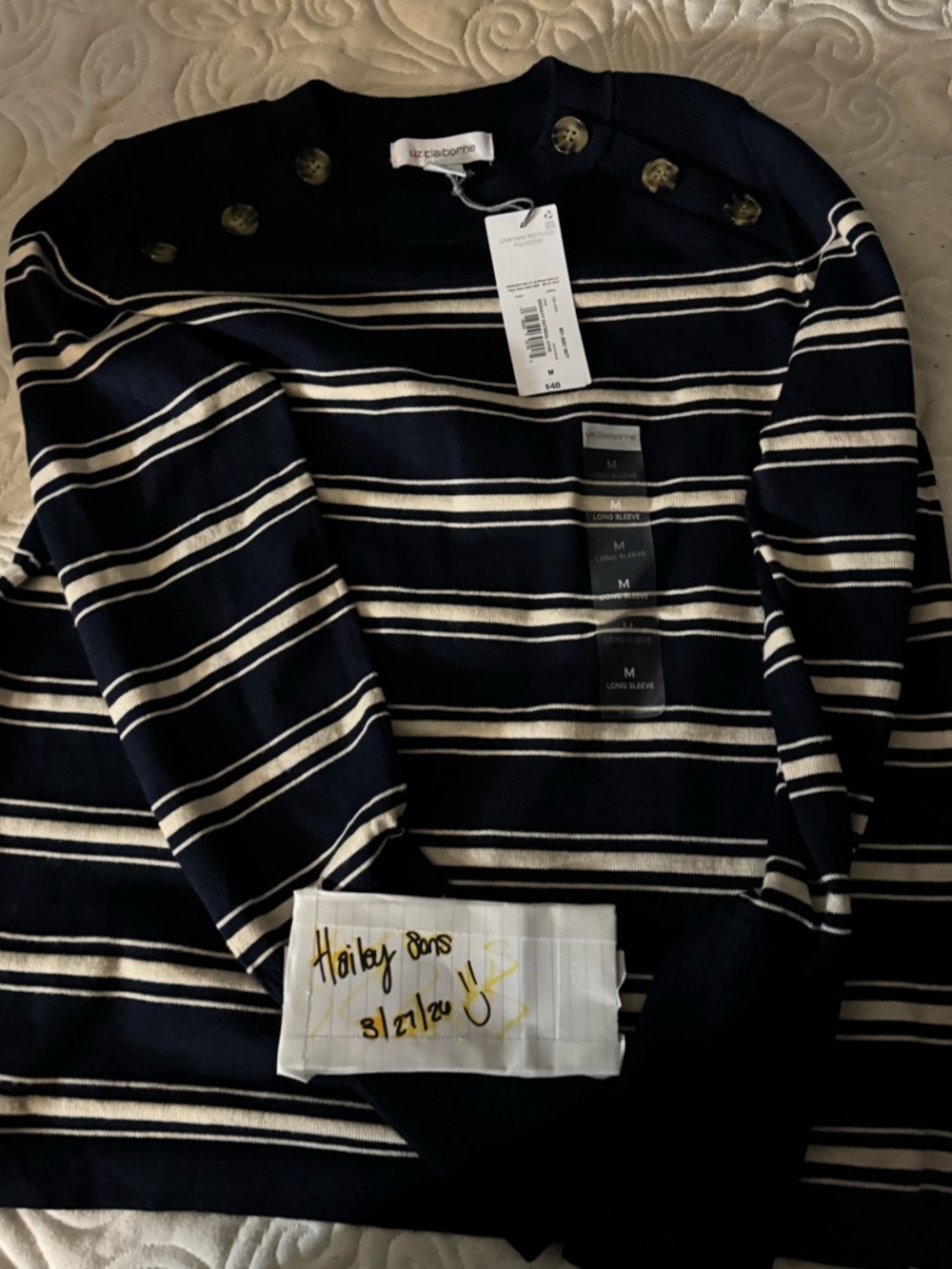 LIZ CLAIBORNE SHIRT SIZE M 
NEW WITH TAGS!